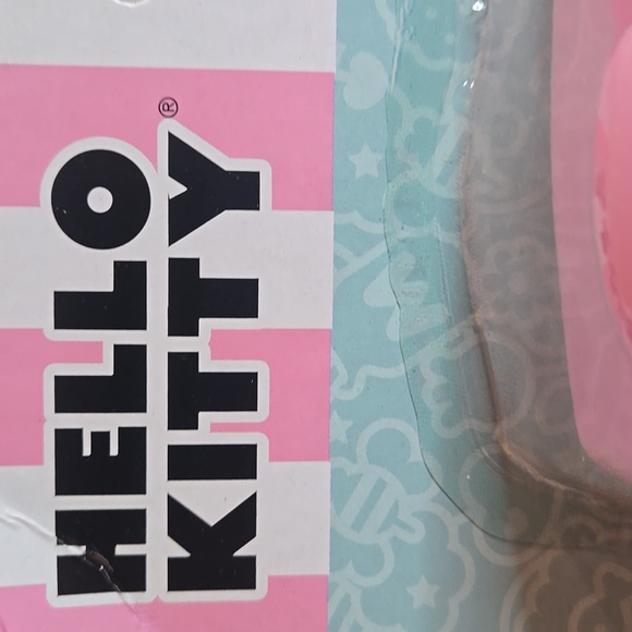 Hello Kitty Pink Bubble Blaster - Picture 2 of 9